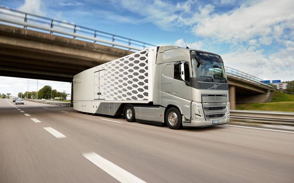 Volvo wil tegen 2030 de helft van zijn omzet halen uit de verkoop van elektrische vrachtwagens. beeld Volvo Trucks