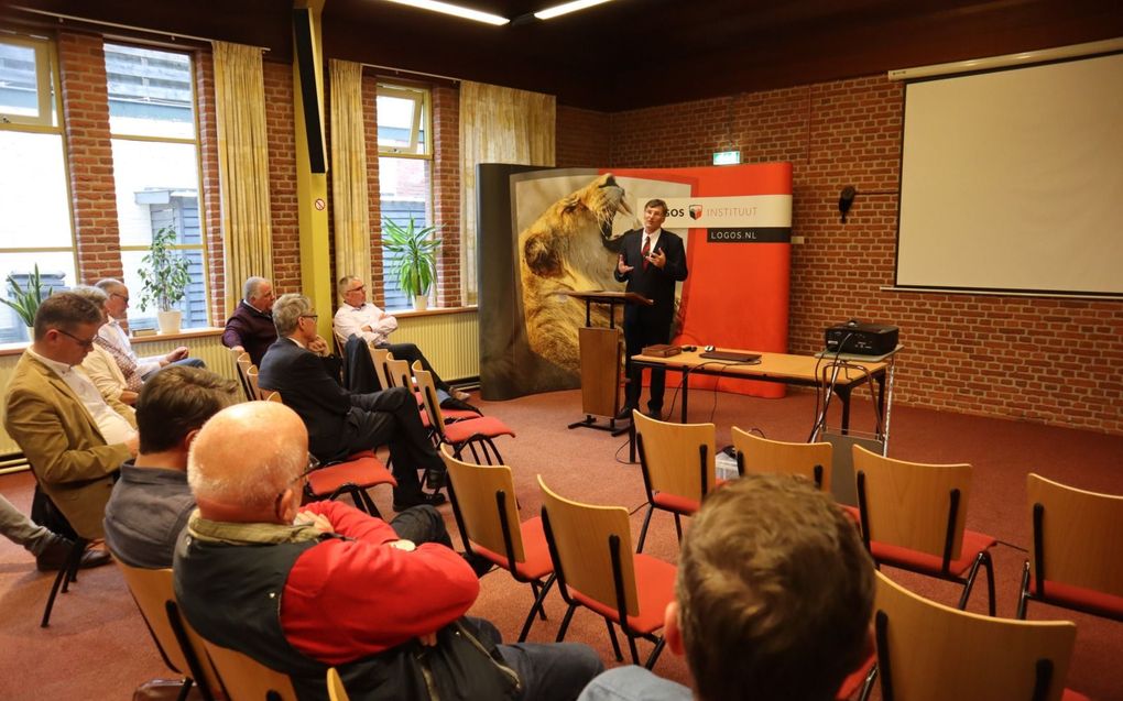 In het bijgebouw van de Grote Kerk in Hilversum had woensdag een studiedag van het Logos Instituut plaats. beeld Huig de Koning