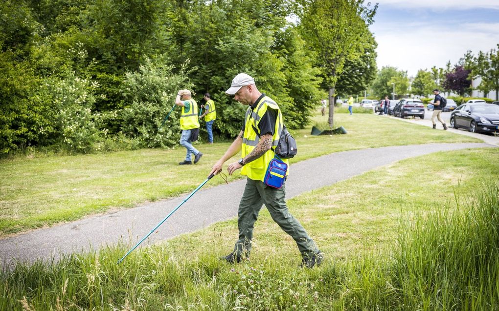 Deelnemers tijdens de hervatting van een zoektocht naar de vermiste Gino. beeld ANP, MARCEL VAN HOORN