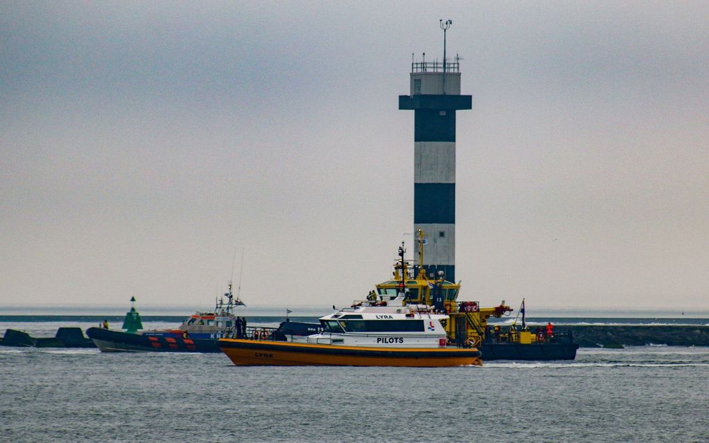 Hulpdiensten in het Calandkanaal. beeld ANP MEDIATV