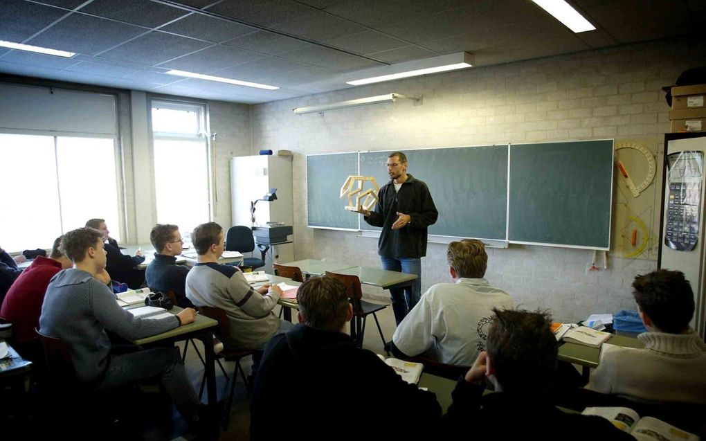 Wiskundedocent drs. Ab van der Roest gaf jarenlang les op het Ichthus College in Veenendaal. beeld RD, Henk Visscher