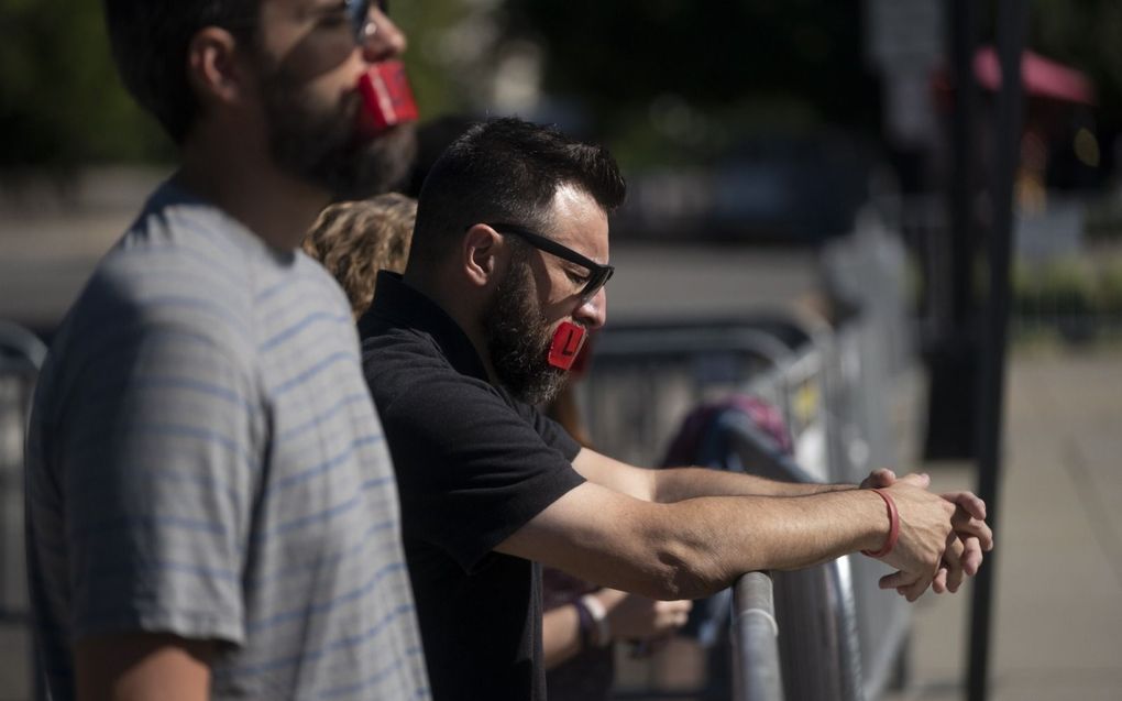 Demonstranten van de prolifebeweging maandag bij het Hooggerechtshof in Washington. beeld EPA, Shawn Thew