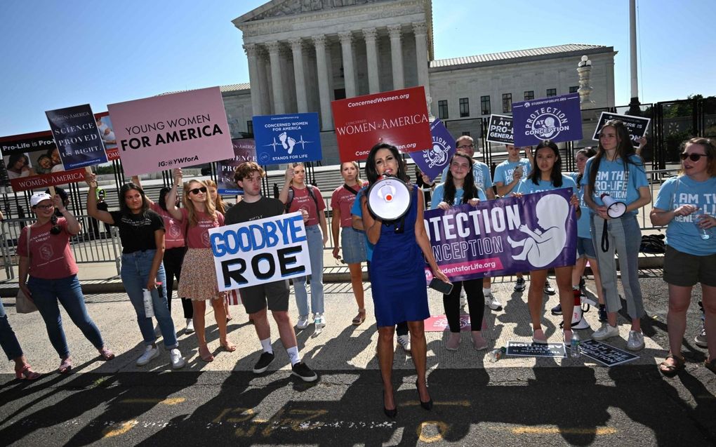 Betogers tegen abortus voor het hooggerechtshof in Washington, woensdag. beeld AFP, Mandel Ngan