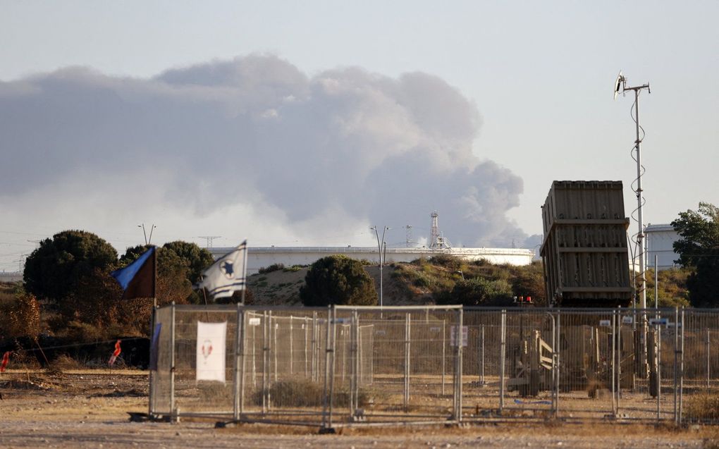 Een Iron Dome raketafweersysteem in de Zuid-Israëlische stad Ashkelon. beeld AFP, Jack GUEZ