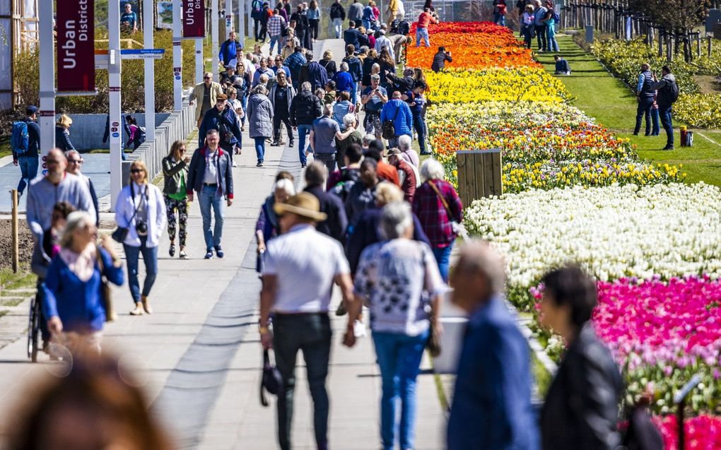 Bezoekers op de Floriade Expo. beeld ANP JEFFREY GROENEWEG