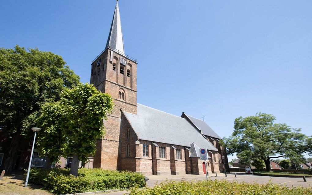 „Ds. G. Boer en dr. H. Berkhof hebben beiden een tegoed voor de kerk van nu.” beeld RD, Anton Dommerholt