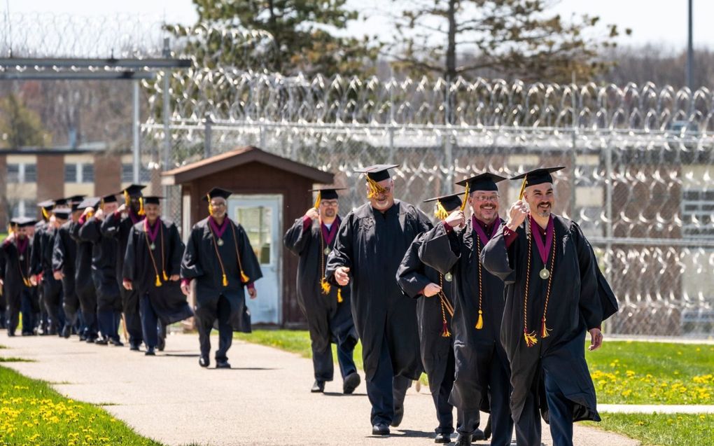 Gevangenen bij de Handlon Correctional Facility, vlak voor ze hun bul in ontvangst mogen nemen. beeld USA Today/Sipa USA, Ryan Garza