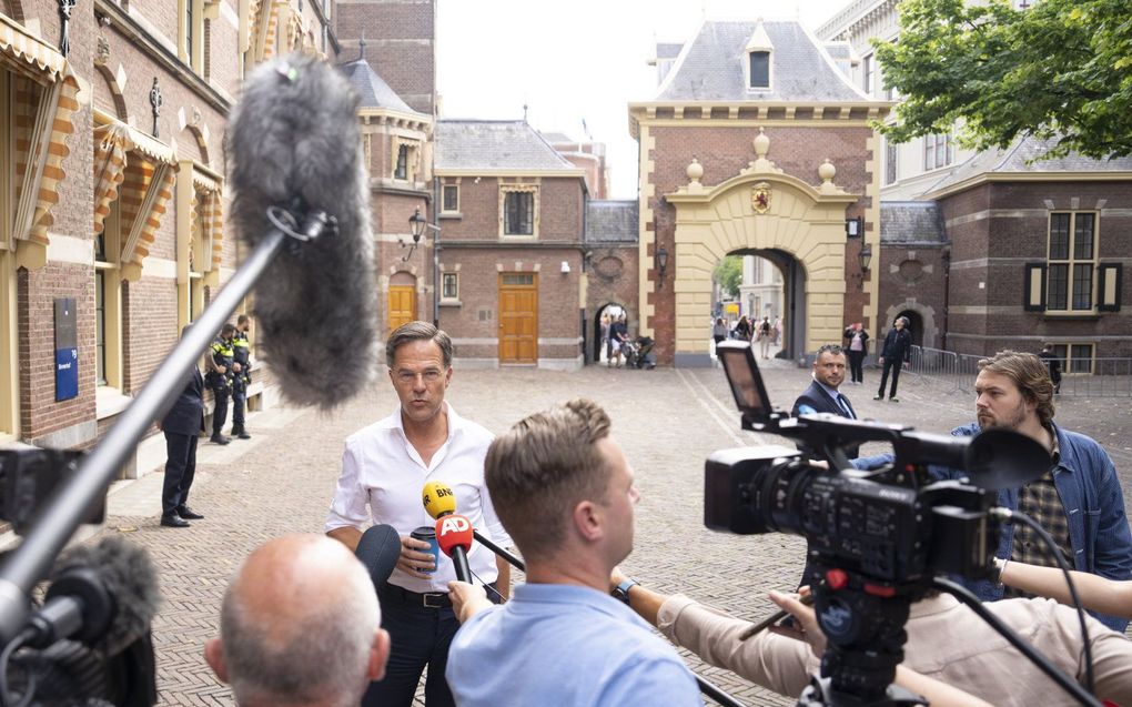 Rutte staat vrijdagmorgen de pers te woord. beeld ANP, PHIL NIJHUIS