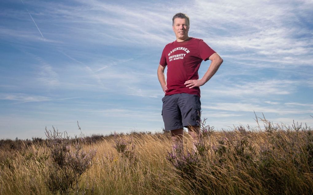 Ecoloog dr. Wieger Wamelink op de Ginkelse Heide bij Ede. beeld Herman Stöver