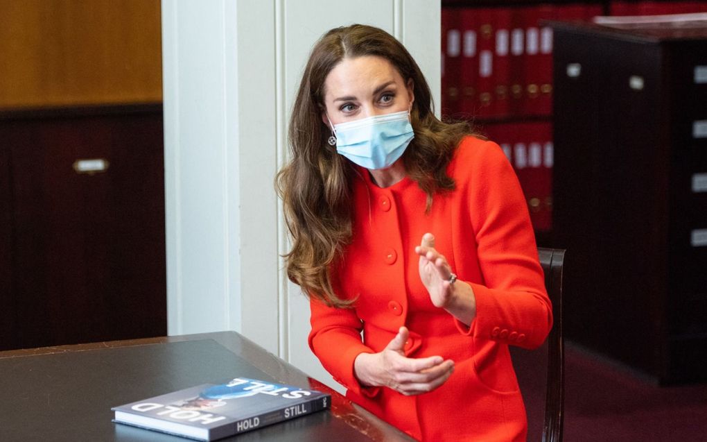 Hertogin Catherine stelde naar aanleiding van de coronacrisis een fotoboek samen: ”Hold Still: A Portrait Of Our Nation In 2020.” beeld AFP, Dominic Lipinski