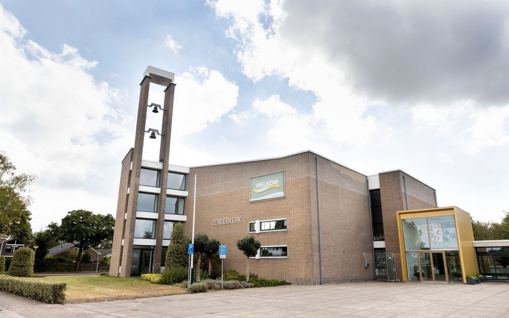 De Zenderkerk, een van de vijf kerken van hervormd Huizen. beeld RD, Anton Dommerholt