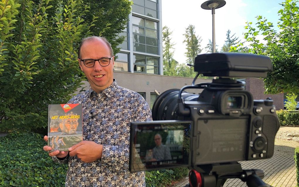 Kinderboekenschrijver Johan Leeflang. beeld De Banier