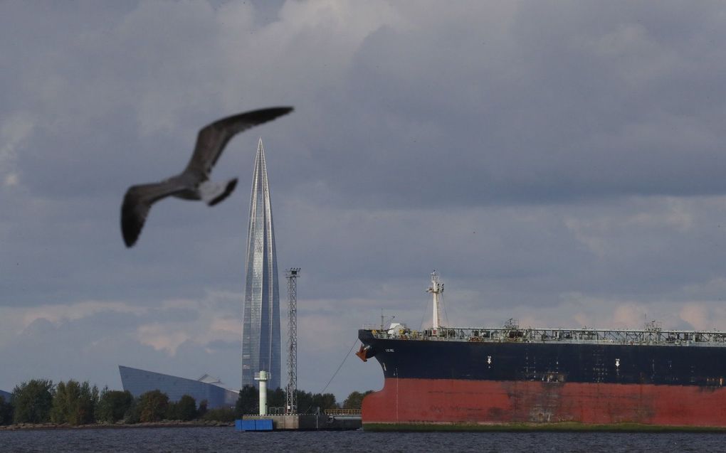 Het hoofdkantoor van Gazprom in Sint-Petersburg. beeld EPA, Anatoly Maltsev