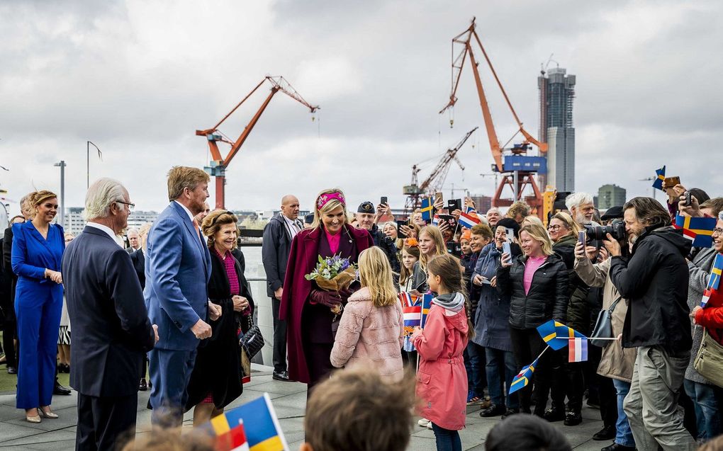 Het koningspaar in Zweden. beeld ANP, Remko de Waal