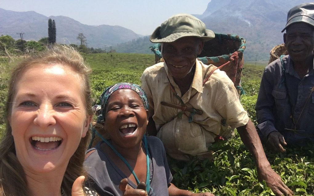 GZB-medewerker Linda Stuut op bezoek in Mozambique. beeld GZB