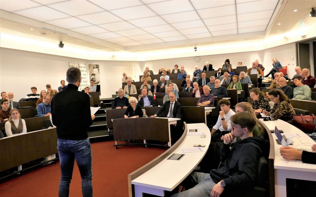 Dr. Jos de Weerd. beeld Jan van Reenen