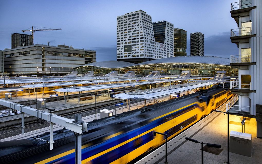 Utrecht Centraal, dinsdagmorgen. beeld ANP, RAMON VAN FLYMEN