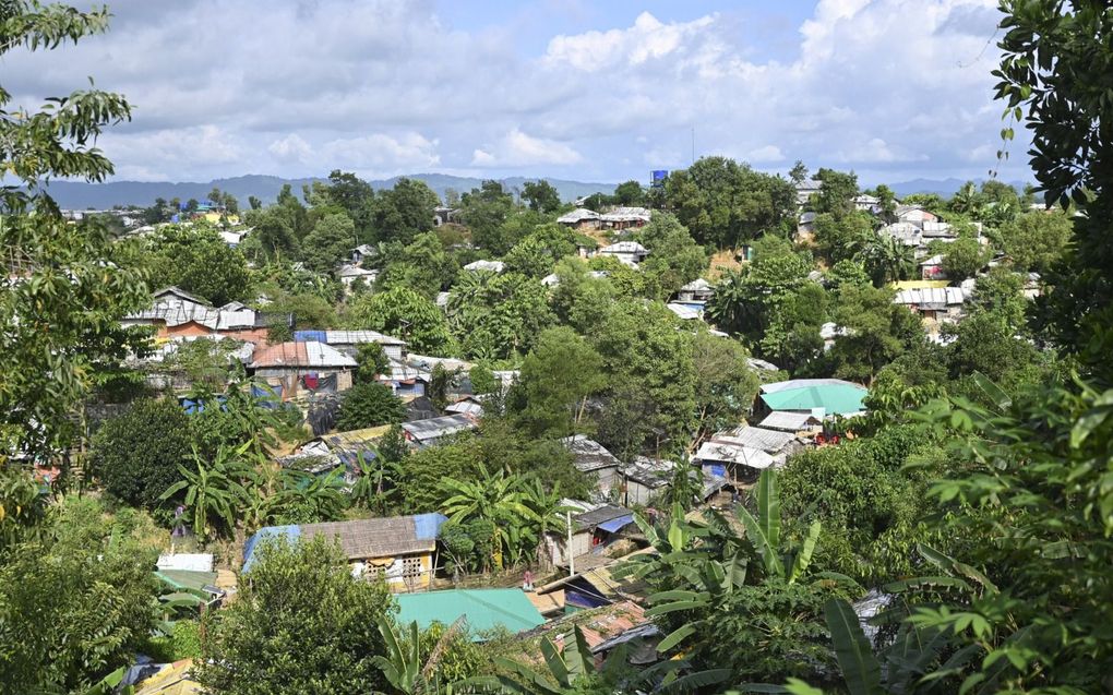 In vluchtelingenkamp Kutupalong (foto) en andere kampen in district Cox’s Bazar in Bangladesh wonen circa een miljoen Rohingya. De aanwezigheid van deze uit Myanmar gevluchte moslimminderheid zorgt voor spanningen in het Aziatische land. beeld AFP, Munir uz Zaman