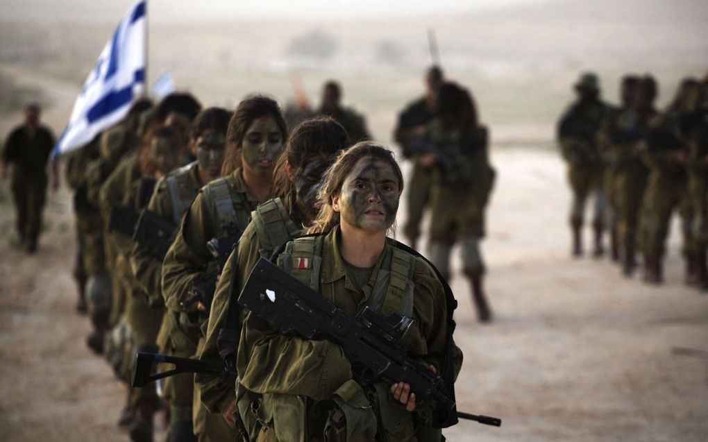 Vrouwen in het Israëlische leger. beeld AFP, Menahem Kahana