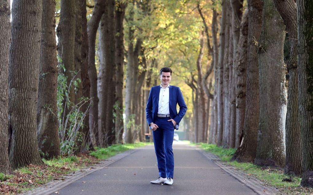 De 20-jarige ondernemer en student Tom Koekoek voert de lijst van de SGP in Drenthe aan.  beeld Jacob Melissen