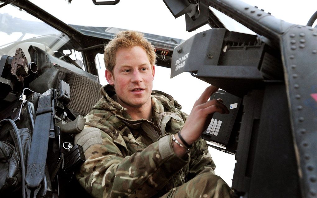 Prins Harry in Afghanistan. beeld EPA, JOHN STILLWELL