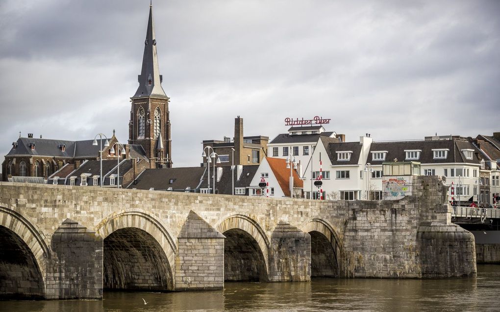 De Sint Servaasbrug in Maastricht. beeld ANP, MARCEL VAN HOORN