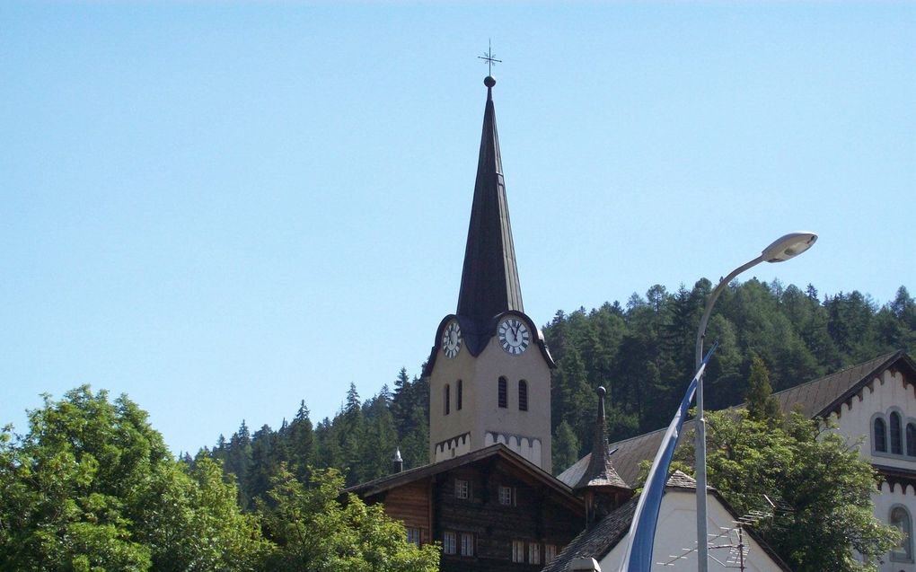 Kerk in Fies, Zwitersland. beeld RD