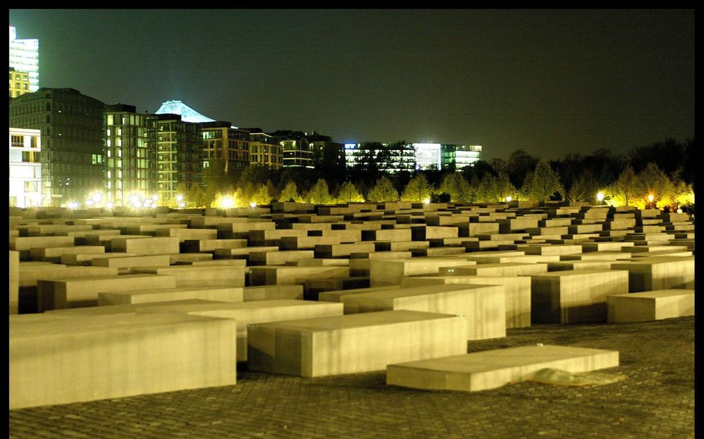 „Jarenlang braken Joden die als kind de oorlog hadden overleefd zich het hoofd over de vraag of zij ook als ”Holocaustoverlevenden” publieke erkenning verdienden. Foto: Holocaustmonument in Berlijn.” beeld RD, Henk Visscher