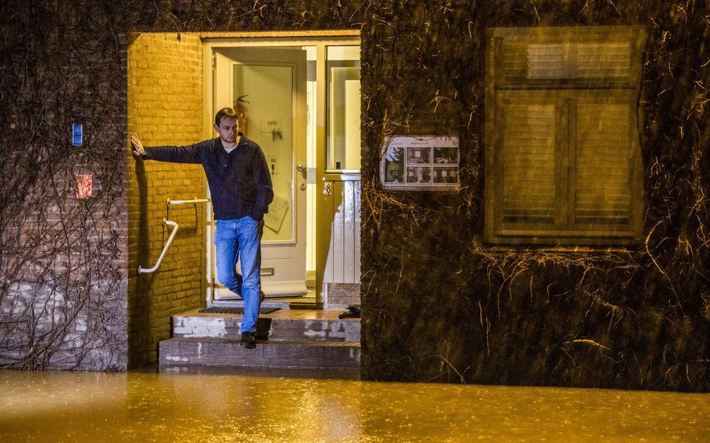 Wateroverlast bij de Wingbergermolen aan de Geul in Zuid-Limburg, februari 2022. beeld ANP, MARCEL VAN HOORN