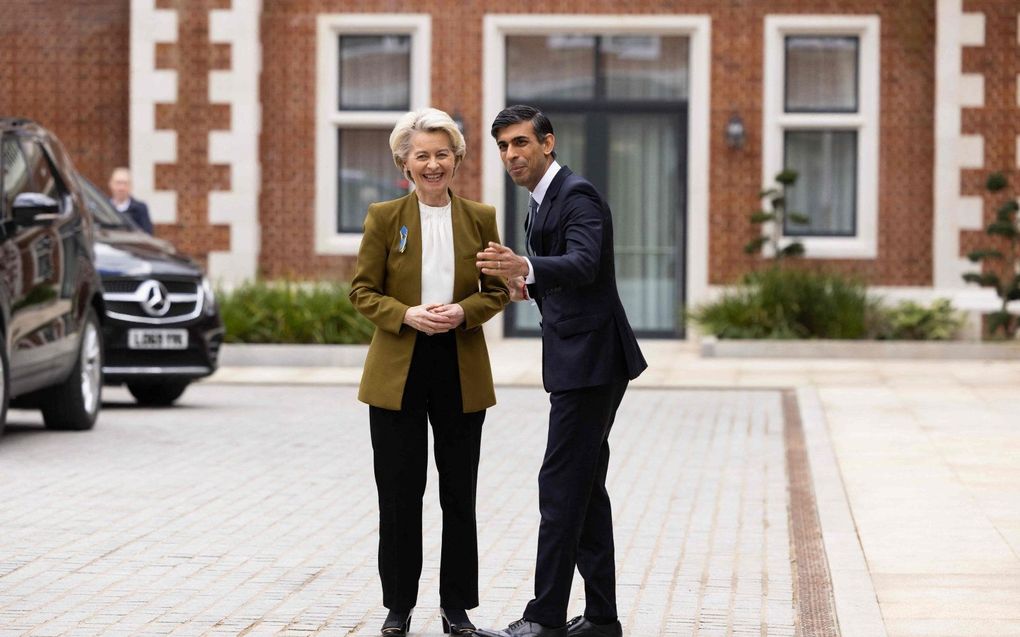 De voorzitter van de Europese Commissie, Ursula von der Leyen, en de Britse premier Rishi Sunak. beeld AFP, Dan Kitwood