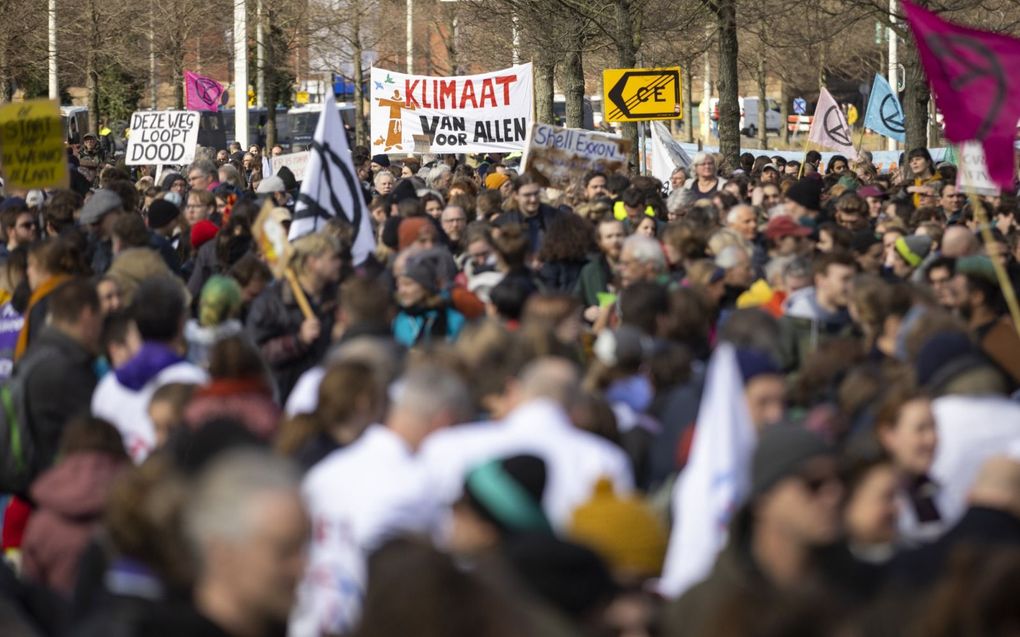 „Ons protest in Den Haag op 11 maart was bedoeld om de overheid te bewegen om eindelijk te doen wat zij zelf heeft toegezegd, namelijk fossiele subsidies stopzetten.” beeld ANP, Sem van der Wal