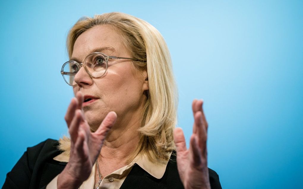 Sigrid Kaag, minister van Financiën, tijdens de persconferentie na afloop van de wekelijkse ministerraad. beeld ANP, Bart Maat