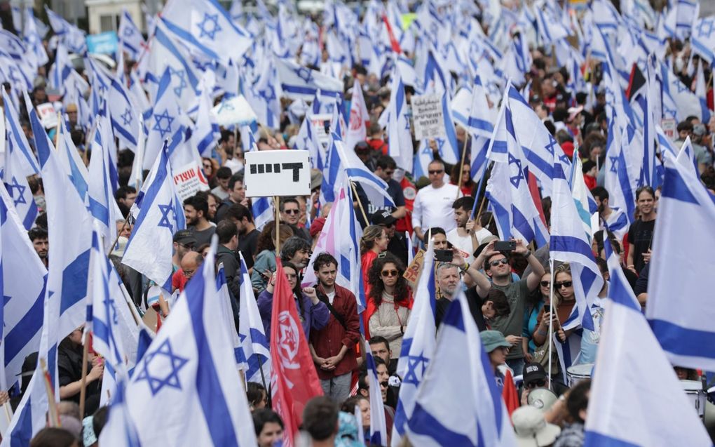 Protestdemonstratie in Jeruzalem. beeld EPA, Abir Sultan