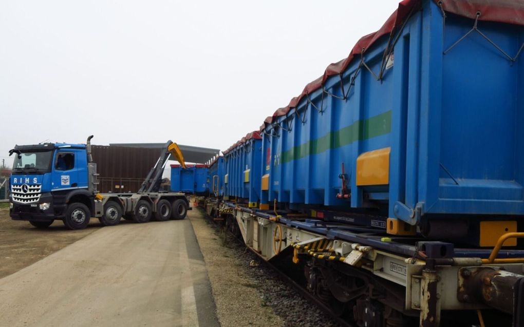 Transport van Italiaans afval via het Zwitserse spoor stuit op bezwaren van het Alpenland. beeld SBB Cargo