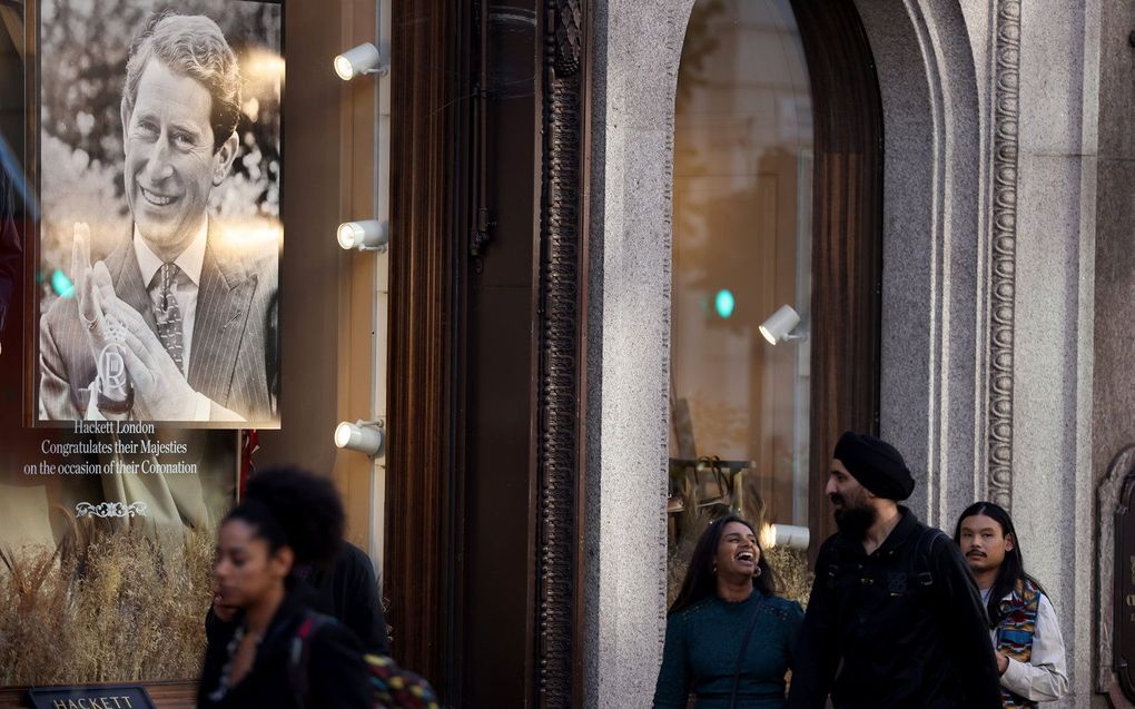 Oxford Street in Londen. beeld EPA, CATHAL MCNAUGHTON