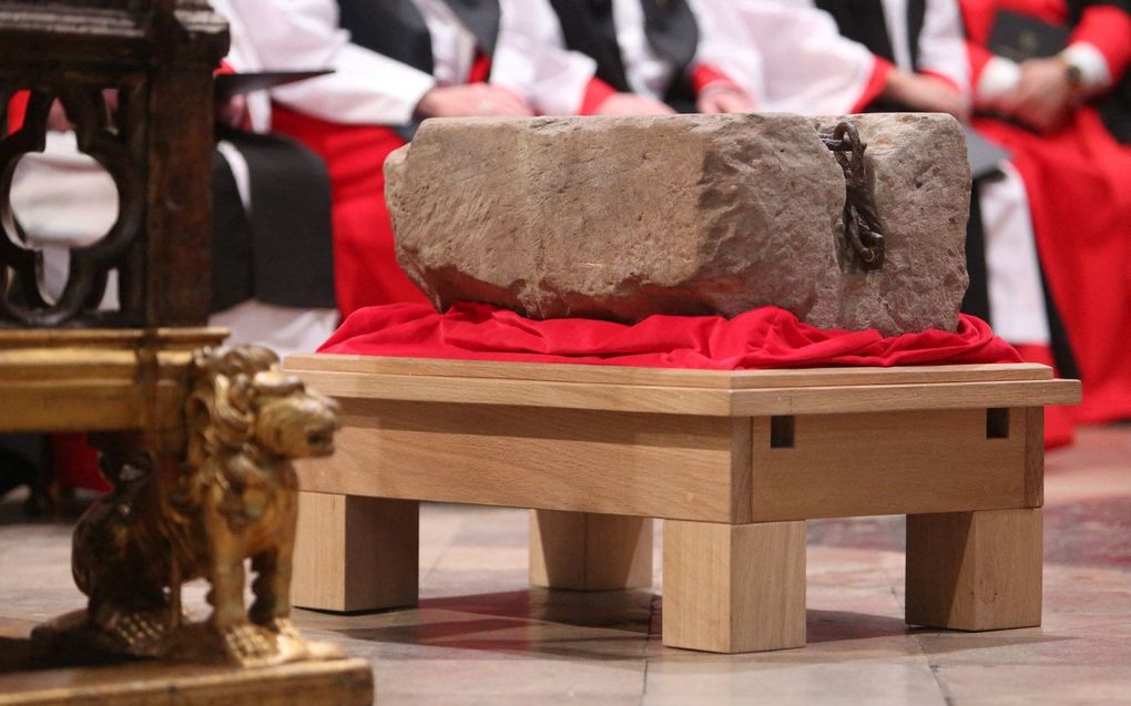 „De troon van de Engelse koning bovenop de Coronation stone, was een krachtige visuele metafoor voor hoe middeleeuwse Engelse vorsten hun gezagspositie (of overheersing) over Schotland zagen.” beeld AFP, Susannah Ireland