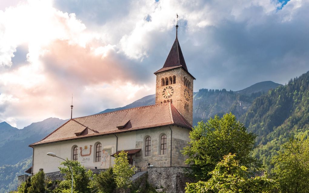 „Wie af en toe over de grens naar een plaatselijke kerk gaat, wordt veelal getroffen door de vriendelijkheid en gastvrijheid die kerkgangers daar betonen aan vreemdelingen.” beeld iStock