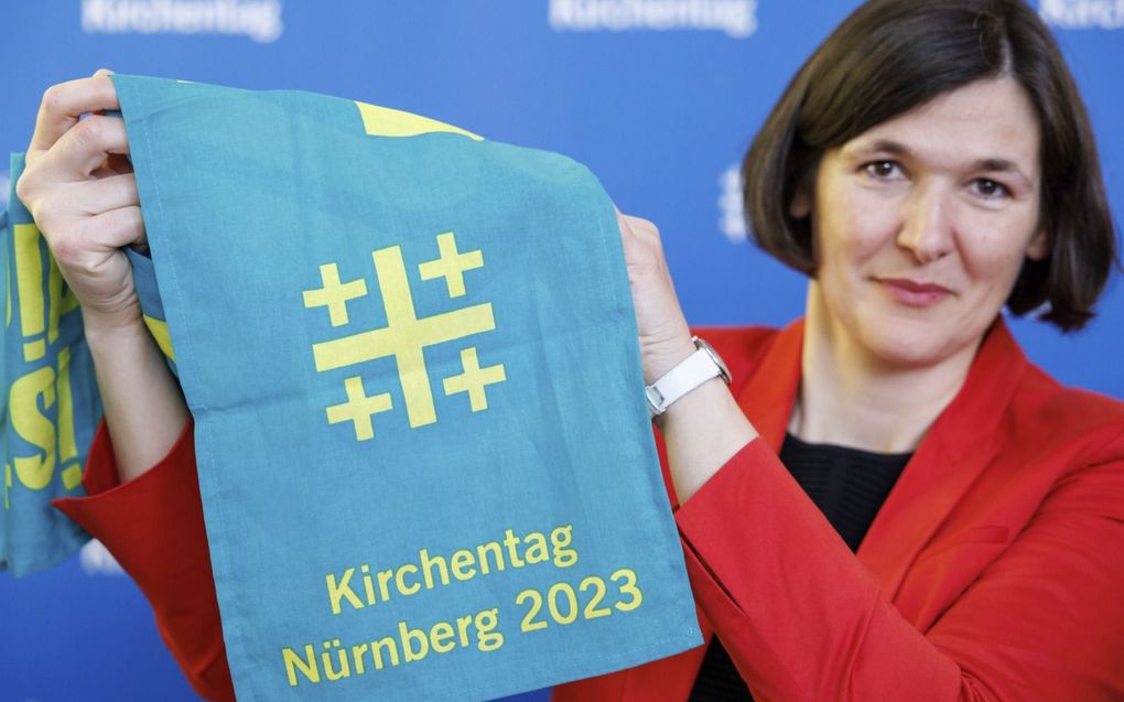 Kristin Jahn presenteerde in maart het programma van de Kirchentag in Neurenberg. beeld Associated Press, Daniel Karmann