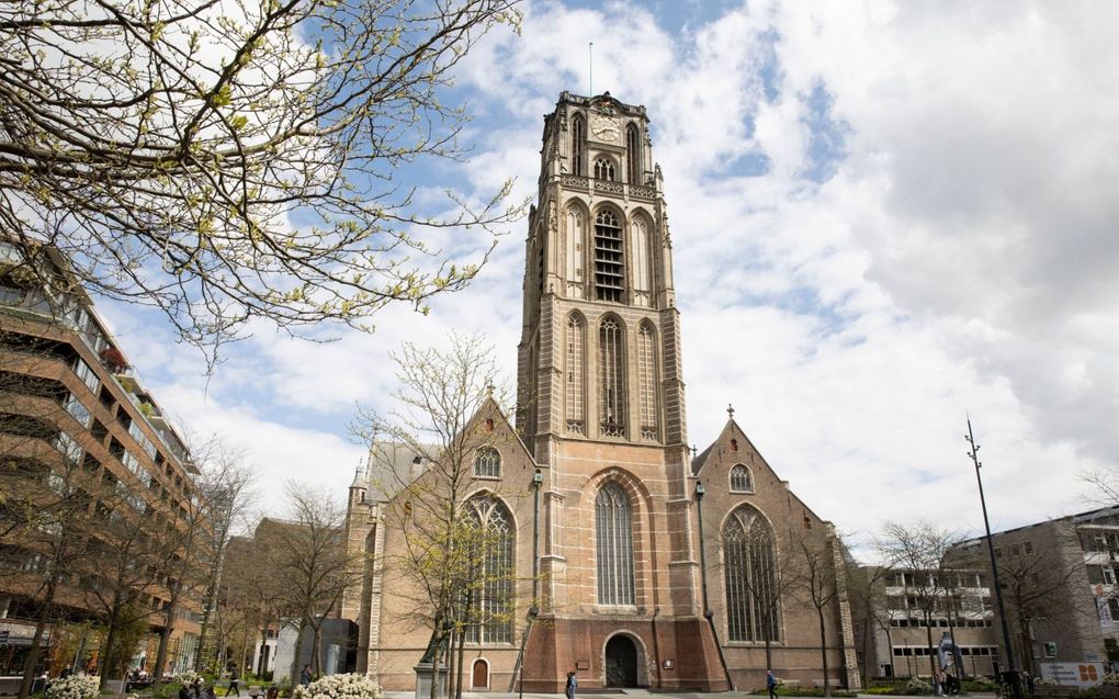 De Laurenskerk in Rotterdam. De kerk doet mee met het project Heilige Huisjes. Bezoekers kunnen de toren beklimmen. beeld RD, Anton Dommerholt