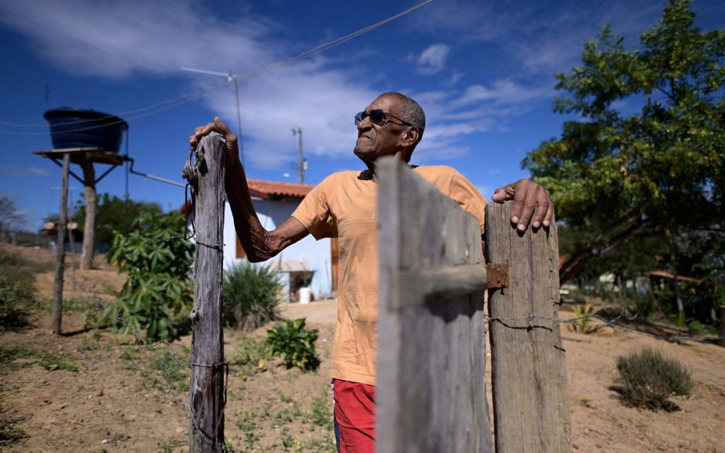 Deze Braziliaan, Luiz Gonzaga, woont in de buurt van Aracuai. Het is een stad in het noordoosten van de Braziliaanse staat Minas Gerais, wat letterlijk Algemene Mijnen betekent. beeld AFP, Douglas Magno