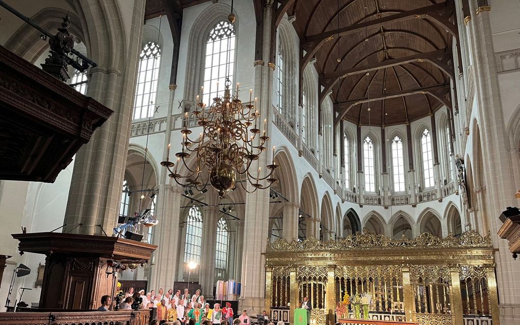 Herdenkingsdienst in de Nieuwe Kerk in Amsterdam. beeld RD