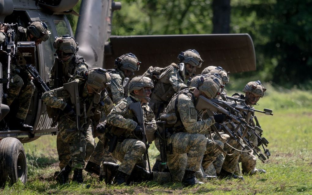 Training van Oostenrijkse militairen. beeld EPA, Christian Bruna