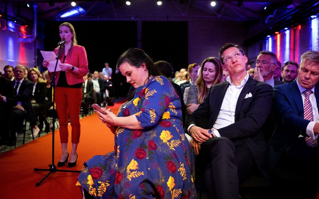 Pouw-Verweij uit haar onvrede op het congres van JA21. Vooraan: Nanninga en Eerdmans. beeld ANP, Ramon van Flymen