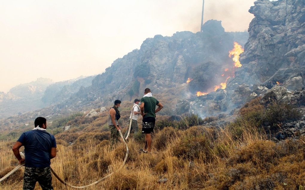 Natuurbrand op Rhodos. beeld EPA, Damianides Lefteris