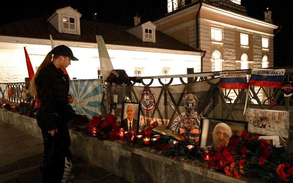 Eerbetoon voor Wagnerschef Jevgeni Prigozjin en zijn rechterhand Dmitry Utkin in Moskou. beeld AFP, Natalia Kolesnikova