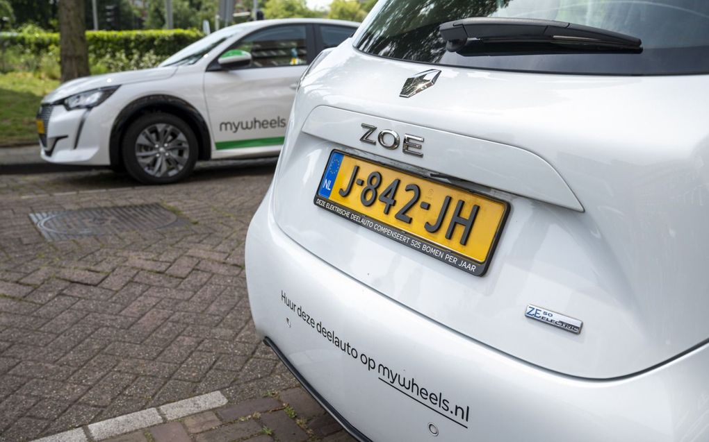 Een elektrische deelauto van MyWheels.  beeld ANP, Evert Elzinga