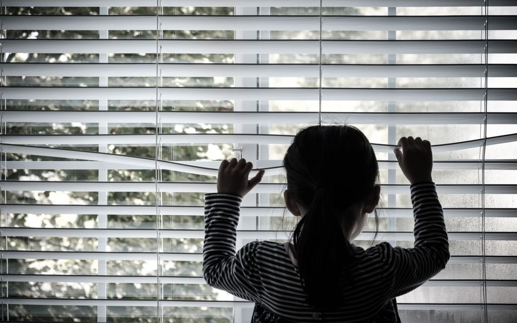 Roxane van Iperen stelt hokjesdenken over dader, slachtoffer en omstanders aan de kaak. beeld iStock