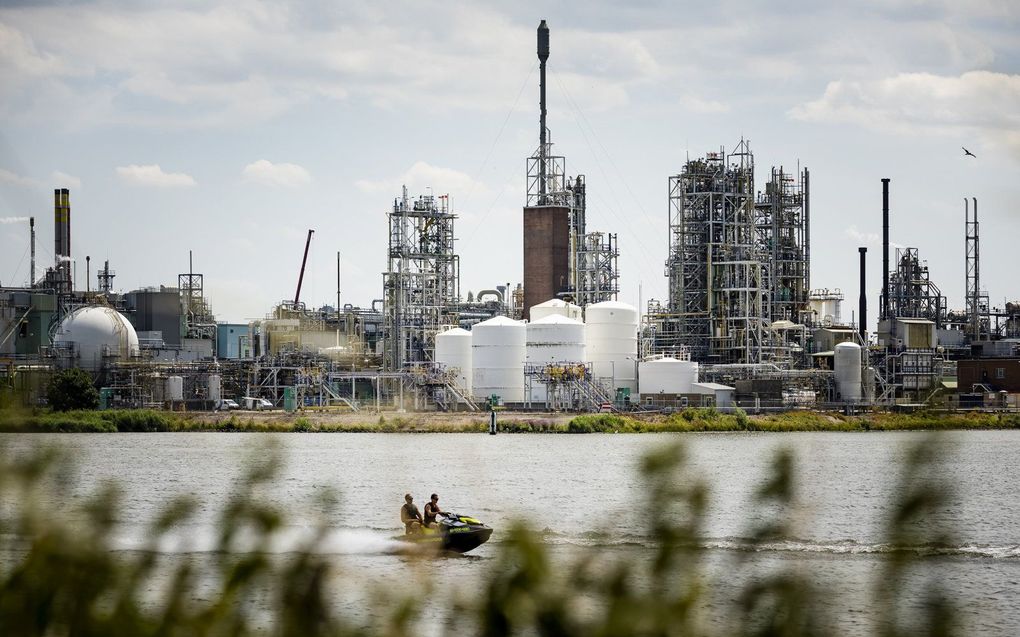 Chemiefabriek Chemours in Dordrecht. beeld ANP, Remko de Waal