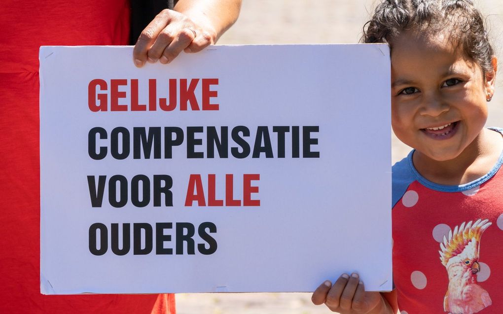 Gedupeerden van de toeslagenaffaire voeren actie op het Plein in Den Haag, mei 2020. beeld  ANP, BART MAAT