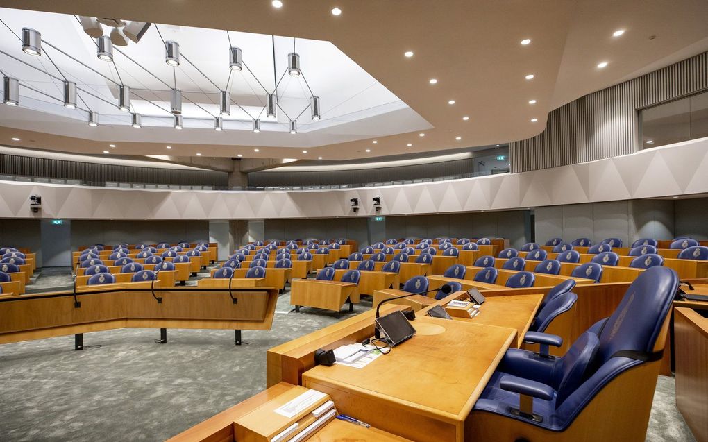 Een lege Tweede Kamer. beeld ANP, KOEN VAN WEEL